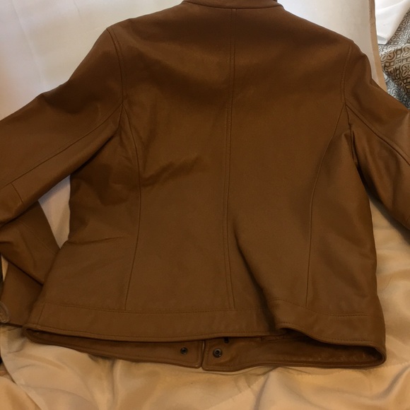 Leather jacket - Picture 4 of 4